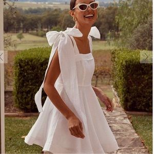 DISSH Linen Bow Dress!